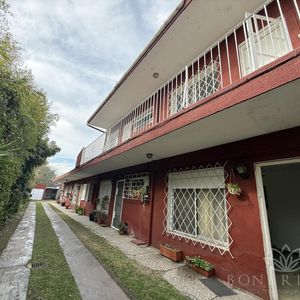 Apartamento De Dos Dormitorios Con Renta, Derecho A Garaje En Malvín