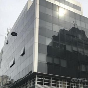 Venta De Piso Completo Y 5 Garajes En Ciudad Vieja