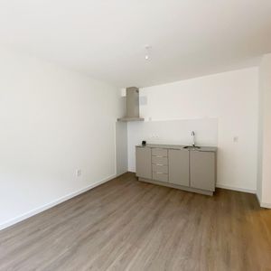 Venta Apartamento De 2 Dormitorios Y Patio A Estrenar En Parque Batlle