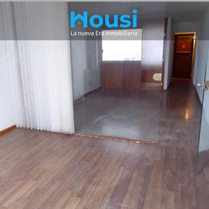 Alquiler Apartamento U Oficina 1 Dormitorio, Piso Alto. Centro Sobre 18 De Julio 