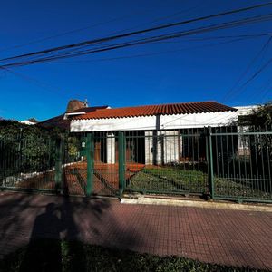 Ciudad De Guayaquil Esq Caramuru 4 Dorm. 300 M2, Piscina Y Barbacoa!!