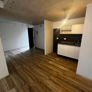 Apartamento 3 Dormitorios Con Parrillero En Tres Cruces