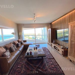 Venta Y Alquiler Departamento De 2 Dormitorios Y Servicio - Playa Mansa