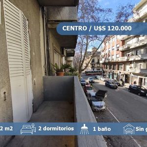 Alquiler En El Centro De Apartamento De Dos Dormitorios Con Balcón Individual