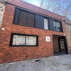 Edificio Ph 6 Unidades En Tres Cruces Con Renta