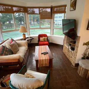 Apartamento 4 Dormitorios Con Terraza Sobre Roosevelt