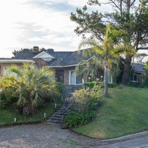 Casa En La Mansa Con Pileta A Pasos De La Playa - Tm6279431