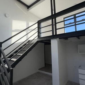 Sarandi, Loft En Plaza Matriz, 46 M2, Muy Iluminado, Estrena!!