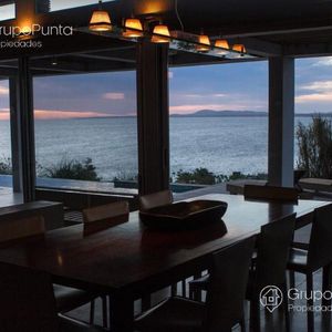 Casa Con Piscina Y Vista Al Mar En Alquiler Lomo De La Ballena - Punta Ballena