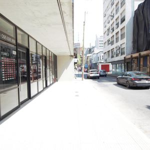 Local Comercial En Excelente Ubicación