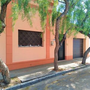 Venta - Casa - 3 Dormitorios  - Carmelo - Zona Rambla 