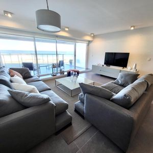 Venta Apartamento Península 3 Dormitorios Vista Amenities