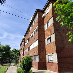 Casa En Carmelo, Viviendas Inve, Mortalena Casi Esquina General Artigas
