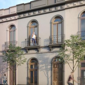Apartamento En La Comercial  2 Dormitorios Y Patio Con Parrillero Exclusivo