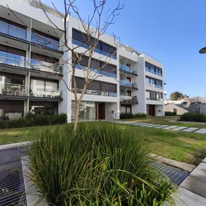 ¡unidad única! Monoambiente Tipo Loft Con Solárium Y Parrillero, En Molino Del Parque