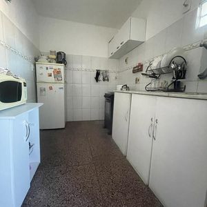Casa Y Apto Con Garage Y Cochera Para Actulizar, Con O Sin Renta. La Blanqueada