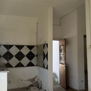 Casa De Dos Dormitorios En Venta En Manga - 004