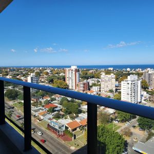 Apartamento En Venta De 2 Dormitorios Con Garaje - Estrellas De Malvín