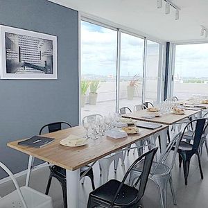 Apartamento Venta 2 Dormitorios Garaje Gimnasio Microcine Barbacoas 
