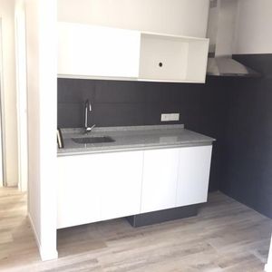 Apartamento  1 Dormitorio En Tres Cruces