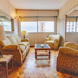 Venta De Apartamento 3 Dormitorios En Parque Rodó