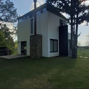 Venta De Casa En Guaviyú, Paysandú