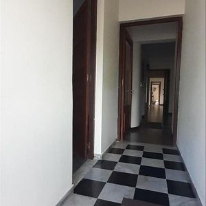 Venta De Casa En Salto, 5 Dormitorios 4 Baños