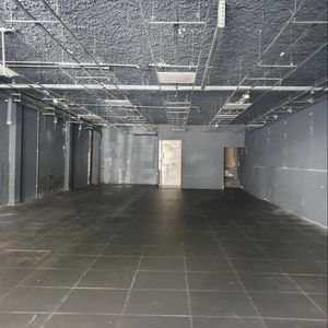 Alquiler De Local Comercial Tres Cruces