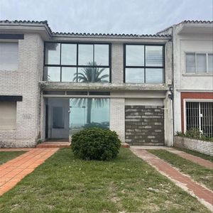 Venta Casa En Punta Gorda, Sobre Rambla