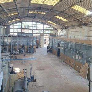 Venta De Galpón Próximo A 8 De Octubre