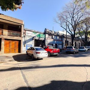 Venta De Llave De Taller Mecánico En Plena Actividad Cordon