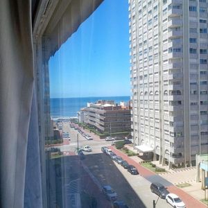 Alquiler Temporada – Edificio Santos Dumont, Punta Del Este