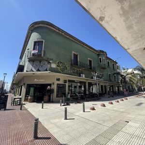 Edificio En Block Sobre Peatonal Sarandi- Ya Con Renta