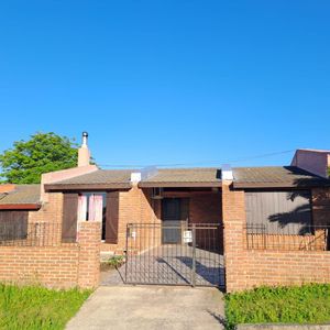 Vivienda En Venta, El General  3 Dormitorios