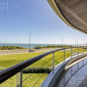 Apartamento En Venta - 3 Dorm - Primera Linea - Playa Mansa
