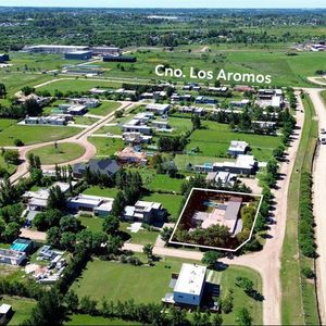 Venta Casa 4 Dormitorios Piscina Colinas De Carrasco