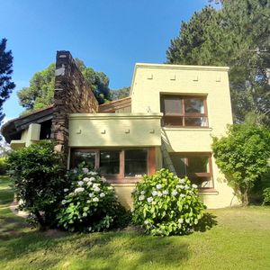 Casa Venta 4 Dormitorios Solanas 