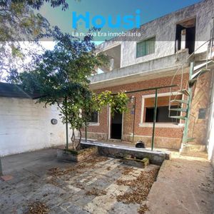 Venta Casa 2 Dormitorios. Con Patio, Entrada Para Auto. Belvedere