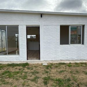 Venta Casa 2 Dormitorios Barrio 4h Maldonado