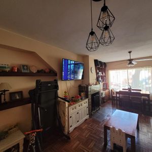 Casa Ph, Planta Baja, 2 Dorm Y Patio, La Comercial.