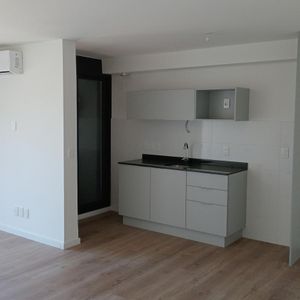 Apartamento De 2 Dormitorios En Venta En Centro