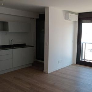 Apartamento De 2 Dormitorios En Venta En Centro