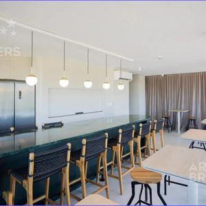 Apartamento De Cuatro Dormitorios En Venta En Barra De Carrasco - 003b
