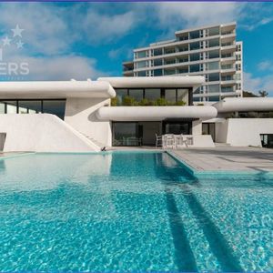 Apartamento De Dos Dormitorios En Venta En Playa Mansa - 106