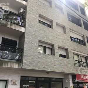 Apartamento En Venta De 2 Dormitorios Con Garaje En Pocitos Con Renta