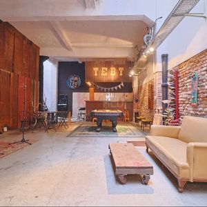 Venta Loft , Local Comercial , Estacionamiento, Oficina En Ciudad Vieja Con Renta