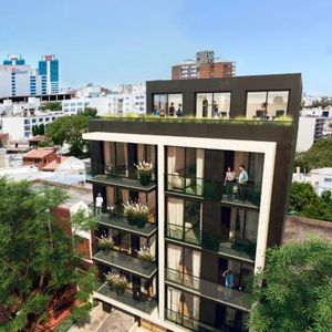 Venta Local Comercial Puerto De Buceo Amenities Garaje