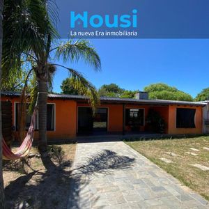 Venta Casa Mas Apartamento Independiente Padrón único Gran Terreno Solymar.