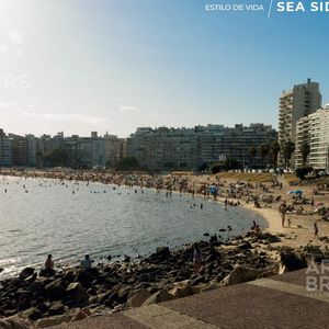 Apartamento De Dos Dormitorios En Venta En Pocitos Nuevo- 204