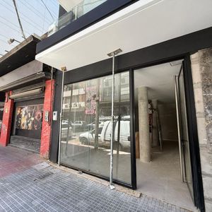 Paraguay Esq. 18 De Julio, 48 M2, 4 M De Frente, Estrena!! 